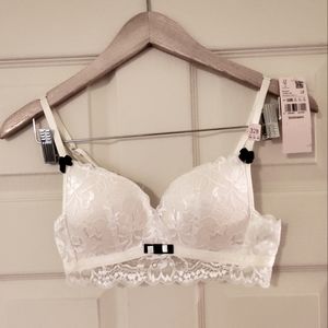 White Lace Flexible Bra With Bows